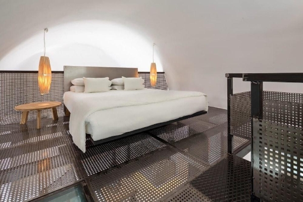 Art Hotel Santorini (Pyrgos Kallistis, Thira)